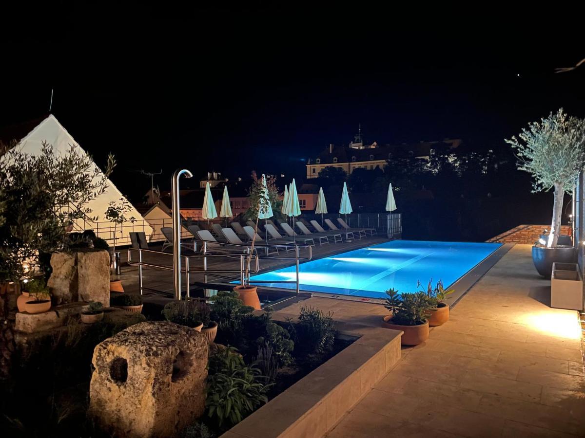 Resort Valtberg - Depandance Валтис Екстериор снимка