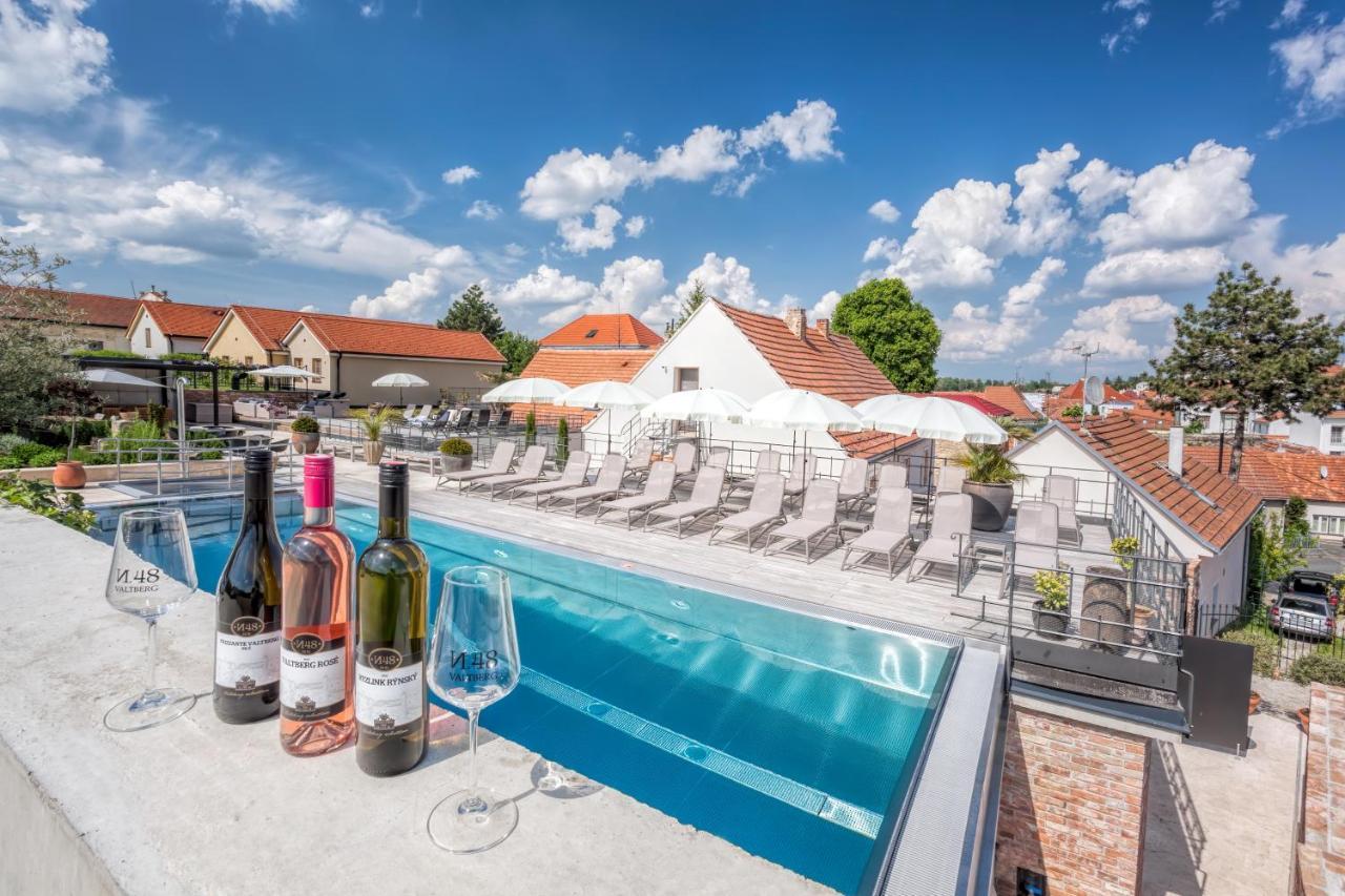 Resort Valtberg - Depandance Валтис Екстериор снимка